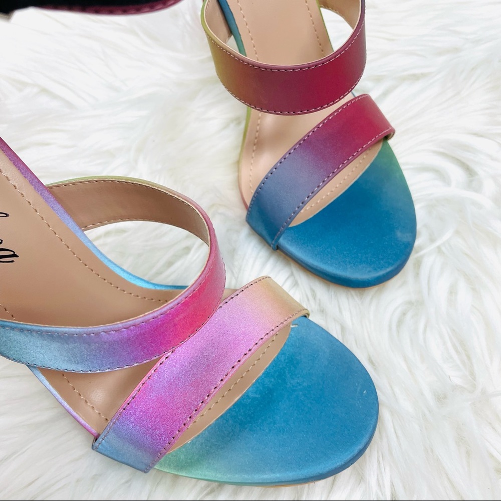 Multi iridescent buckle heel - Picture 6 of 11